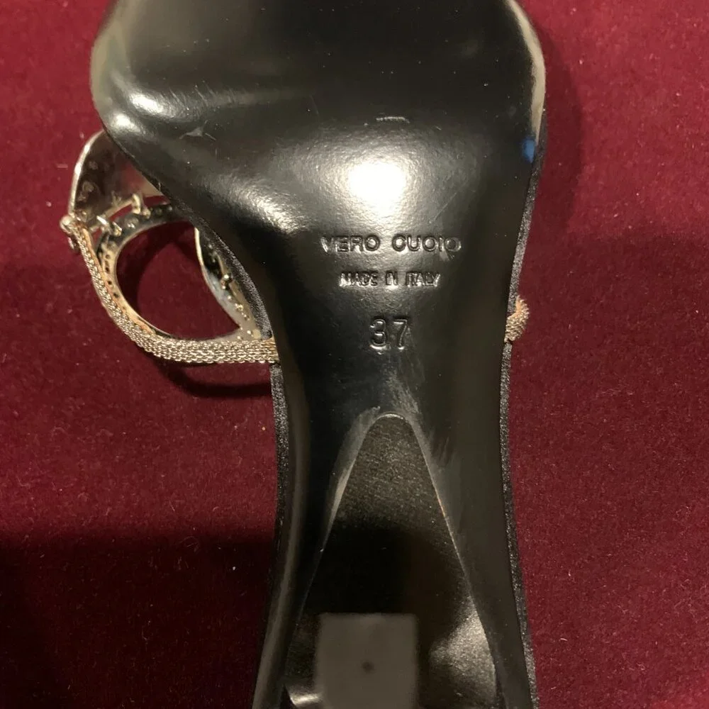 Guiseppe Zanotti - Picture 3 of 8